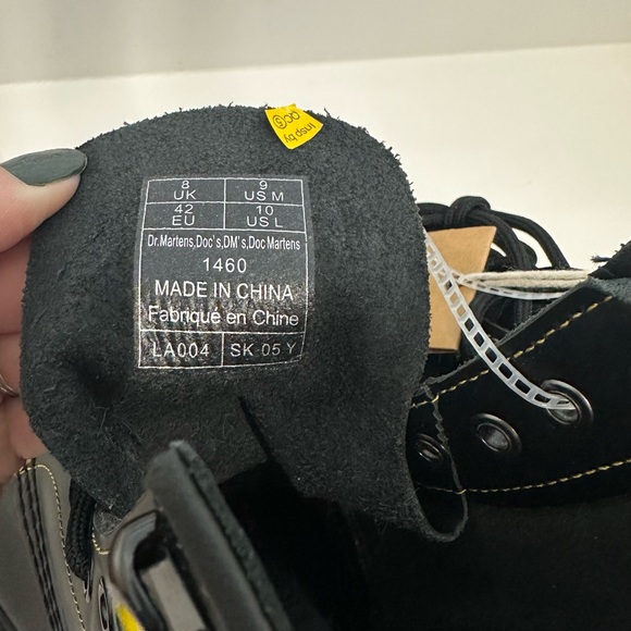 Dr. Martens DM Doc 1460 LEATHER LACE UP COMBAT BOOTS Black Yellow Punk W 10 M 9 - Picture 9 of 12